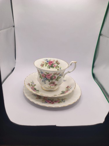 Royal albert moss - royal, rose