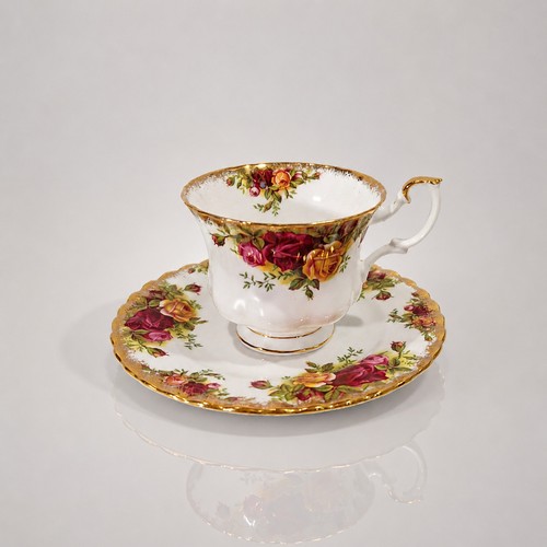Tazza tè con piattino - tazza,